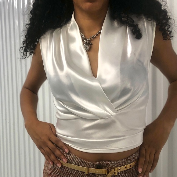 << Escapades Satin Top >> - Picture 2 of 4